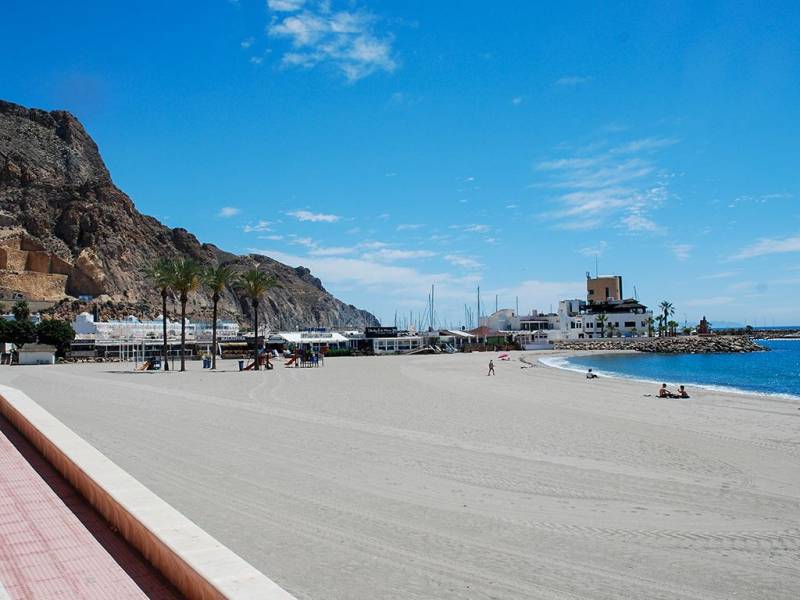 Discover the top 10 beaches in Almeria