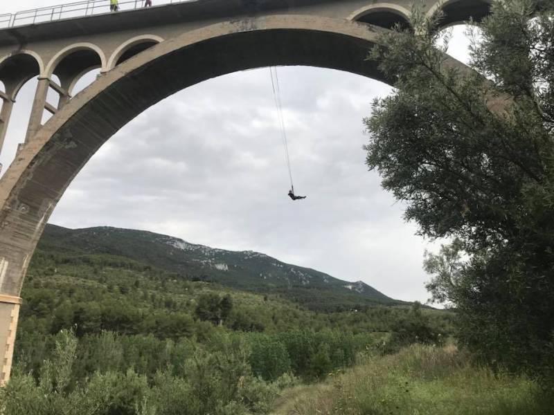 Adrenaline rush: top bungee jumping spots in Alicante for the most daring