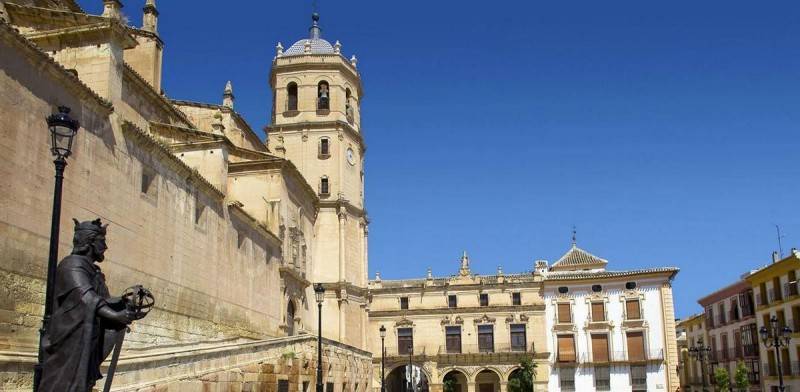 December 8 Free guided tour of the historic monuments of Lorca