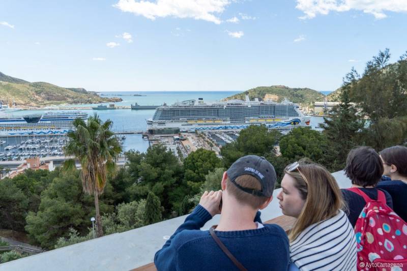 Cartagena to be flooded with cruise passengers this Thursday
