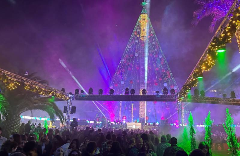 WATCH: Richard Gere lights up Murcia in the city's most spectacular Christmas launch ever