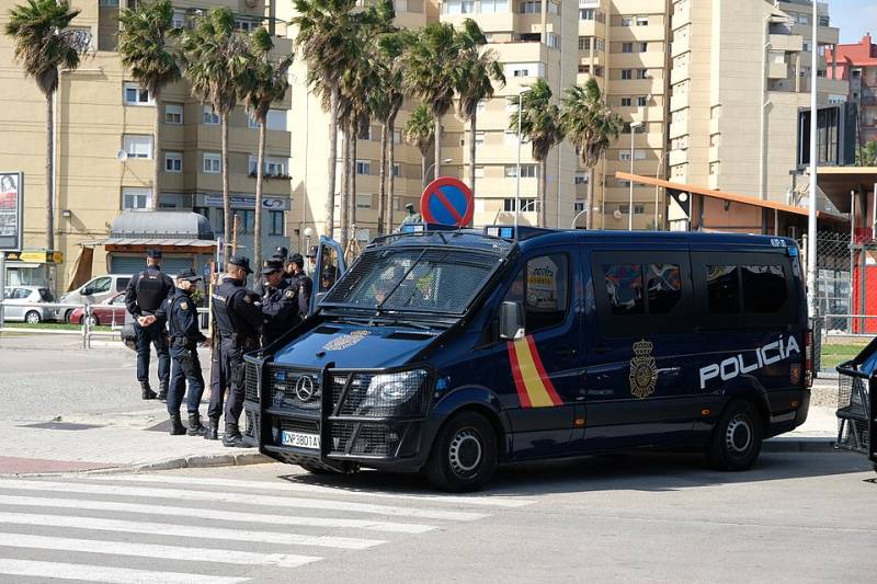 Alicante Policía Nacional warns of rising scams and car thefts