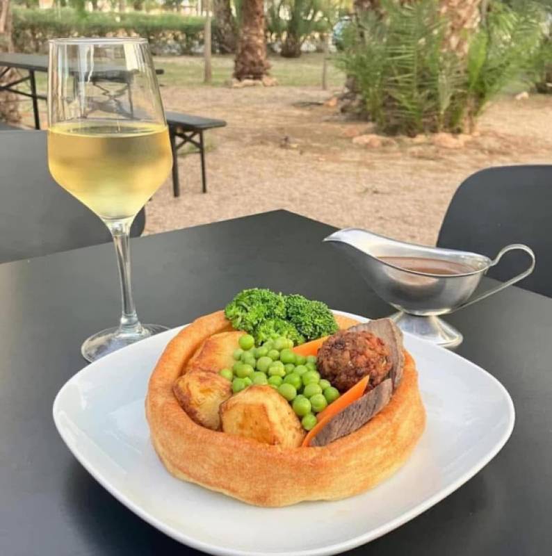 Valentine treats and weekly favourites this February at La Palmera Bar & Grill